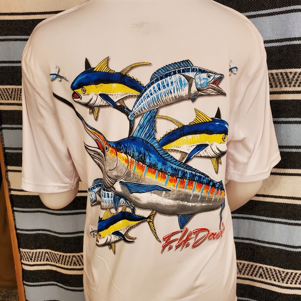 F.H. Davis Duotech Rashguard fishing shirt